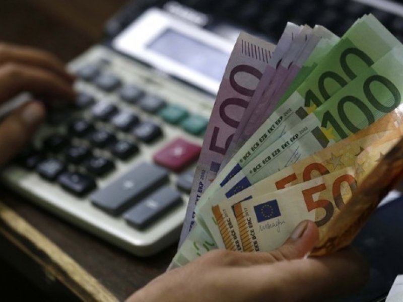 Tην επόμενη εβδομάδα η ανακοίνωση για το έκτακτο κοινωνικό μέρισμα
