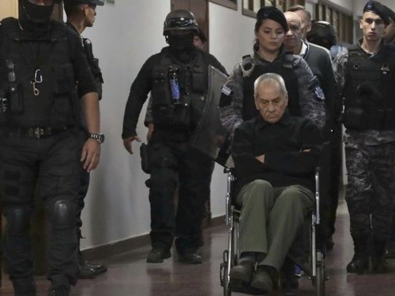 Αργεντινή: φυλάκιση 45 ετών σε ιερείς που βίαζαν κωφά παιδιά