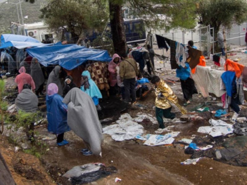 Εμβολιασμός παιδιών και εφήβων στο ΚΥΤ της Μόριας