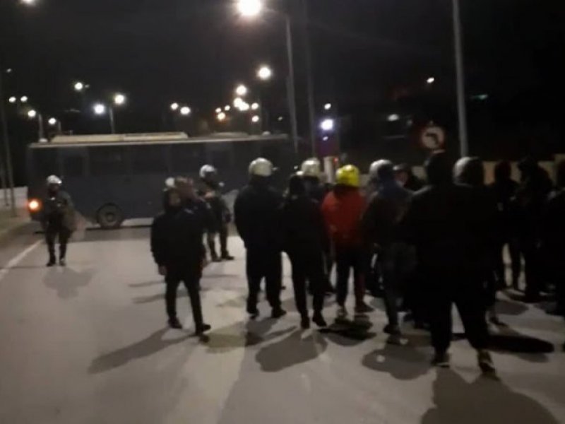 ΜΚΟ, μετανάστες και αναρχικοί, μαζί στη Λέσβο