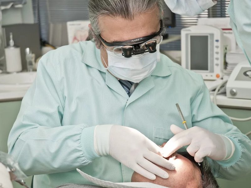 Μόνο τα έκτακτα περιστατικά στα οδοντιατρεία