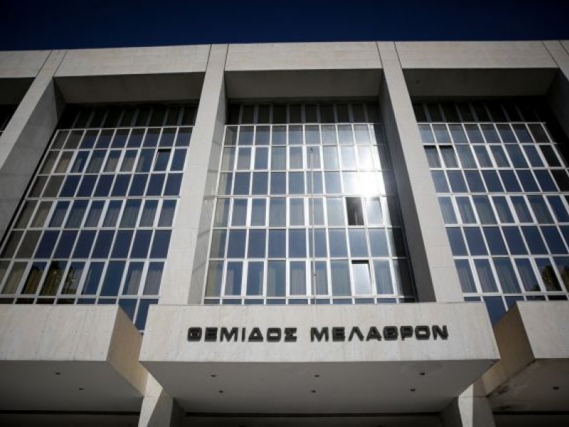 Μετά τους βουλευτές της ΝΔ, και οι Πρόεδροι των Ανωτάτων Δικαστηρίων, δίνουν το 50% του μισθού