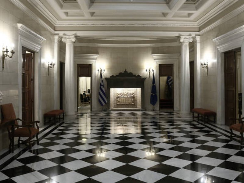 Κορονοϊός: Τι αποφασίστηκε στη σύσκεψη στο Μαξίμου