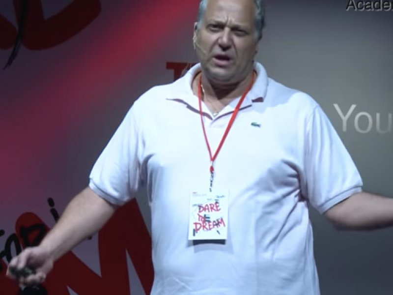 Αν. Σταλίκας: Μια ζωή με νόημα... Για να πιάσεις το όνειρο, πρέπει να πιάσεις το στόχο σου
