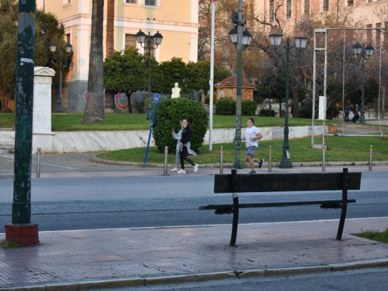 Τι ισχύει τελικά με την «αθηναϊκή μετάλλαξη»; - Πόσο μεταδοτική είναι;