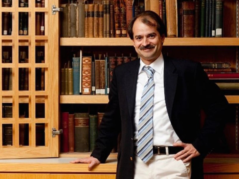 Γ. Ιωαννίδης (Στάνφορντ): Ίσως 100.000-200.000 τα κρούσματα στην Ελλάδα