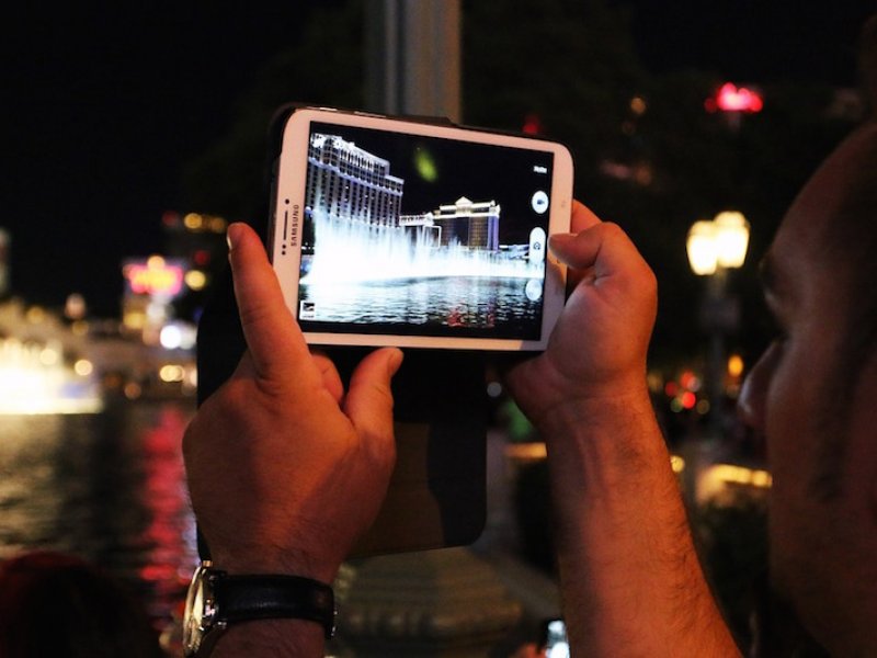 Instagram: Άνοιξαν τα Direct Messages και στη web έκδοση