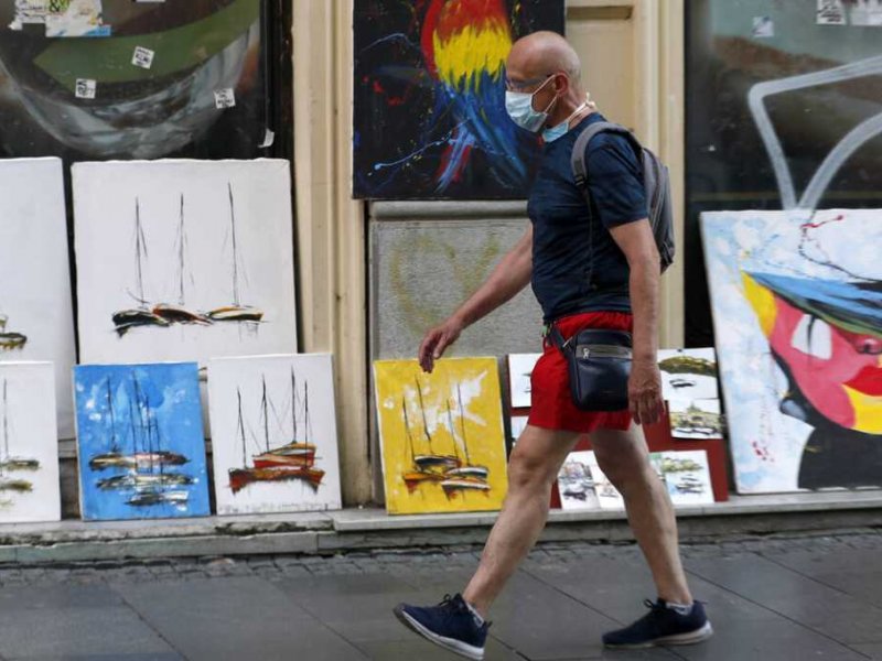 Σε κατάσταση έκτακτης ανάγκης το Βελιγράδι για τουλάχιστον δύο εβδομάδες λόγω κορονοϊού