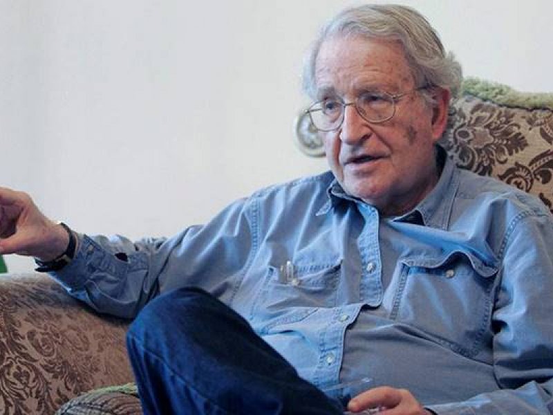 Νόαμ Τσόμσκι: Σήμερα πληρώνουμε τον καπιταλισμό