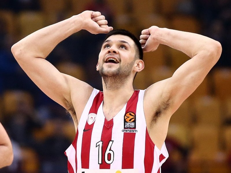 Κορωνοϊός: Θετικός ο μπασκετμπολίστας του Ολυμπιακού, Κώστας Παπανικολάου