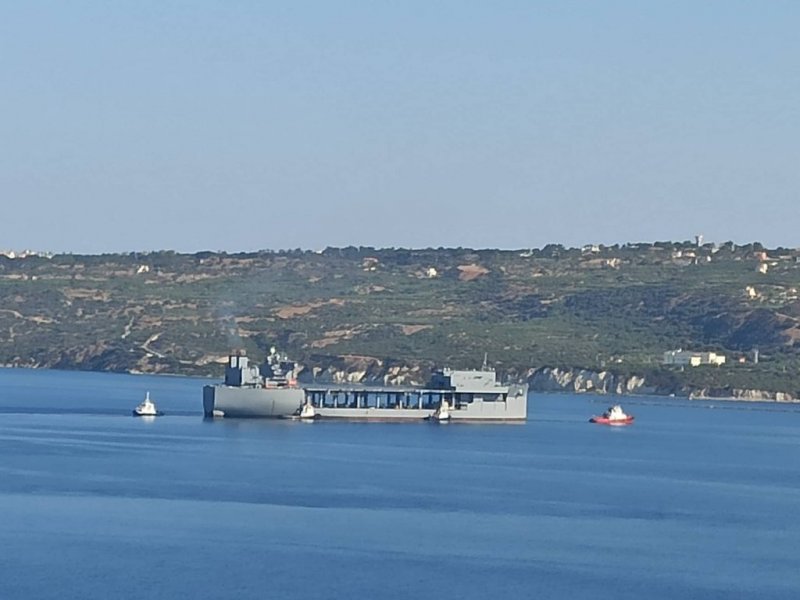 Το θηρiώδες ελικοπτεροφόρο του αμερικανικού πολεμικού ναυτικού έφτασε στη Σούδα