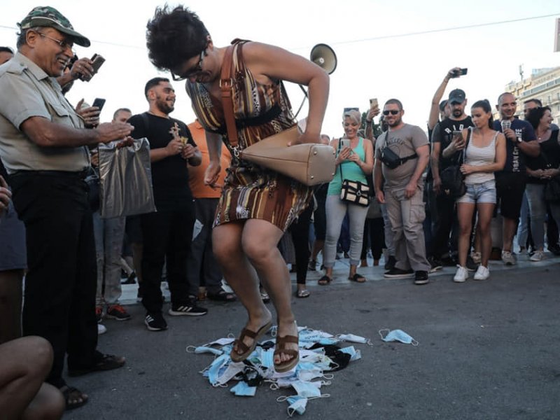 Συγκεντρώσεις διαμαρτυρίας σε Aθήνα, Θεσσαλονίκη και Ηράκλειο Κρήτης για τις υποχρεωτικές μάσκες στα σχολεία