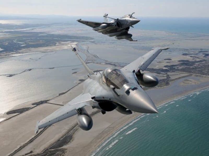 Παρέλαση 25ης Μαρτίου: Τα ελληνικά Rafale στον αττικό ουρανό! (Βίντεο)