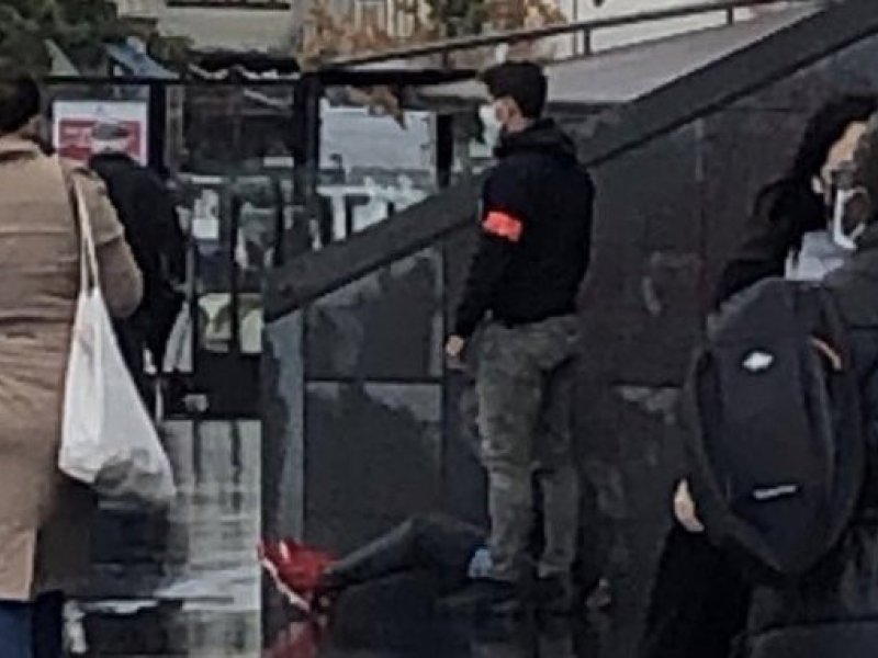Γαλλία Υπουργείο Εσωτερικών: βρισκόμαστε σε πόλεμο εναντίον της ισλαμικής τρομοκρατίας