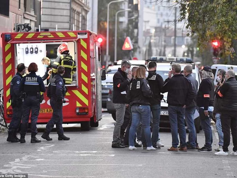 Λυόν: Σε ερωτική αντιζηλία αποδίδεται η επίθεση κατά του Έλληνα ιερέα