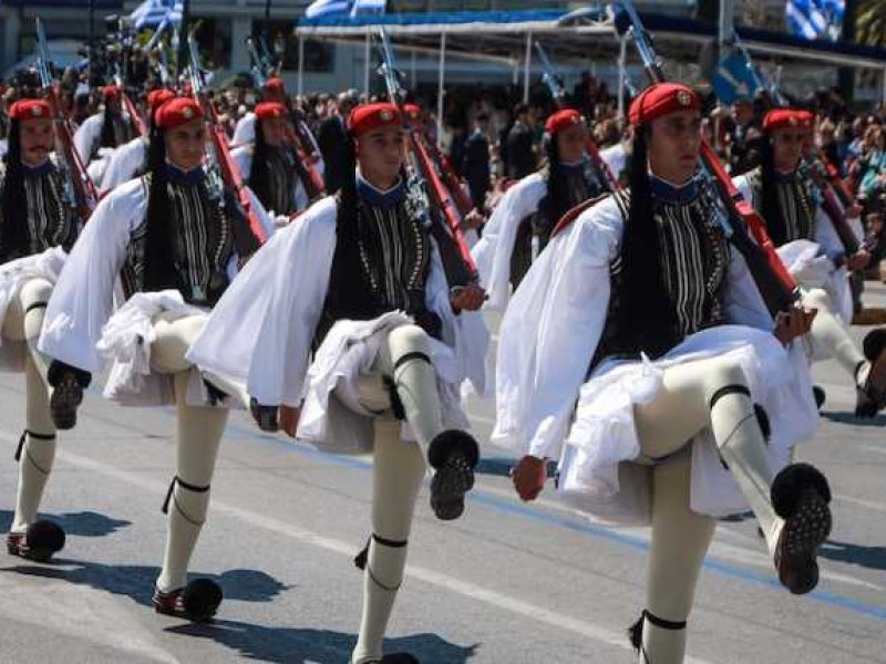 25η Μαρτίου: Κυκλοφοριακές ρυθμίσεις σε Μετρό και Τραμ λόγω των παρελάσεων