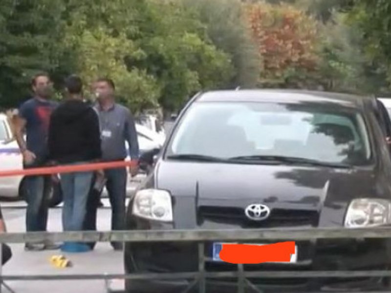 Άγρια δολοφονία στην Καλλιθέα: Τον εκτέλεσαν με τρεις σφαίρες