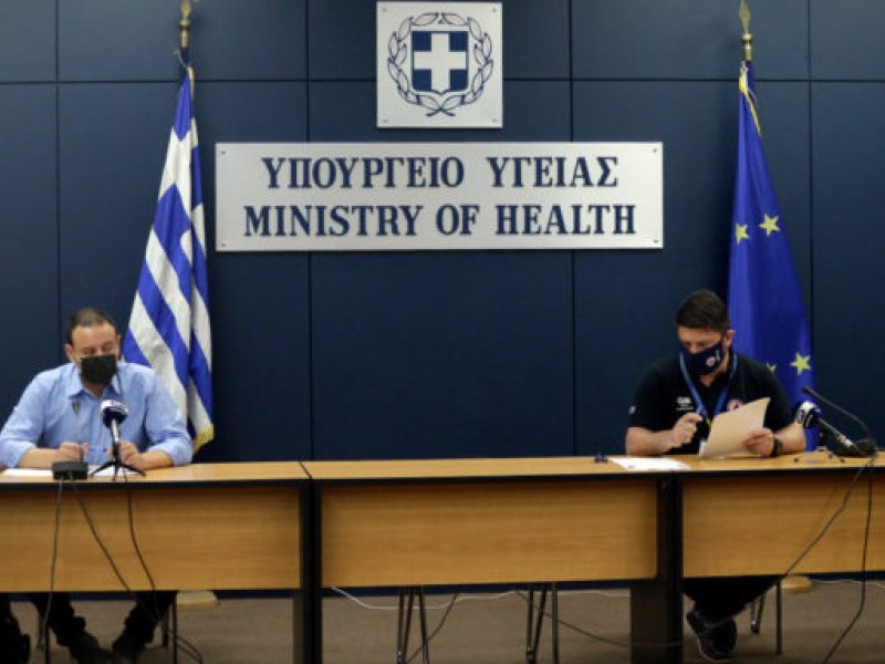 Live ενημέρωση για τον κορονοϊό από τους Ν. Χαρδαλιά & Γκ. Μαγιορκίνη - 841 κρούσματα - 10 νεκροί