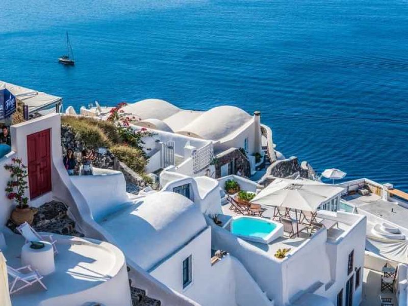 Σαντορίνη: Απανθρακωμένη βρέθηκε η σορός γνωστού επιχειρηματία
