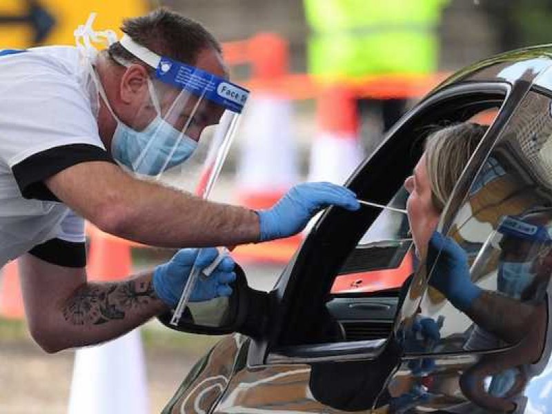 Drive through rapid test στη Γλυφάδα σήμερα