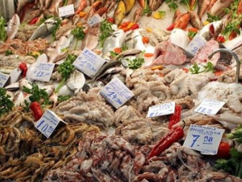 Ανοιχτή θα παμείνει μείνει η Βαρβάκειος - Πώς θα πάμε να ψωνίσουμε