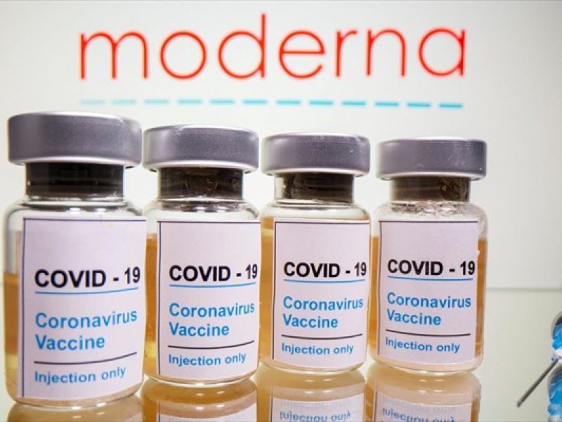 Moderna: Πυρετώδεις προετοιμασίες για την ανάπτυξη εμβολίου κατά της Όμικρον