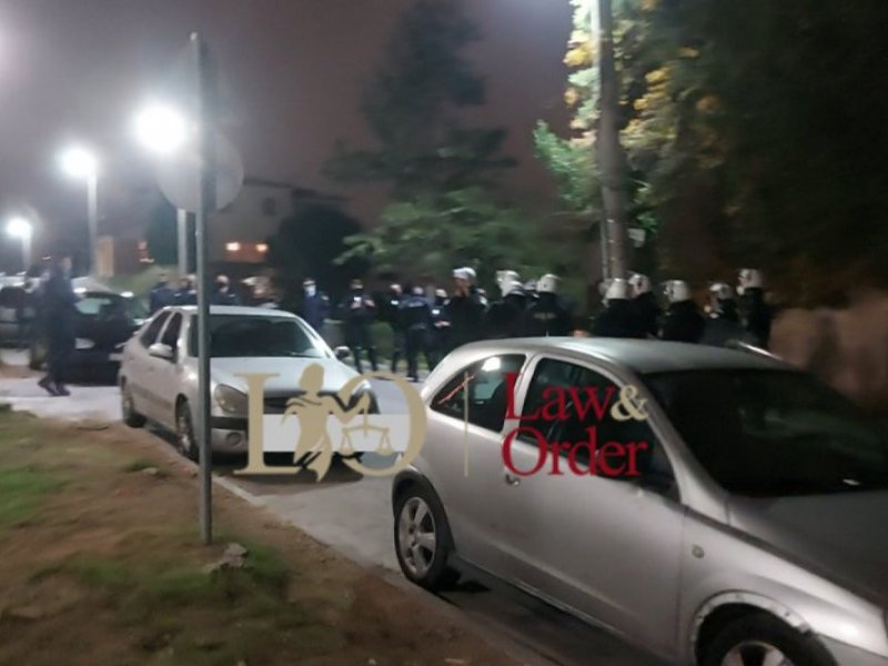 Κορονοπάρτι στο λόφο Πανί στον Άλιμο!
