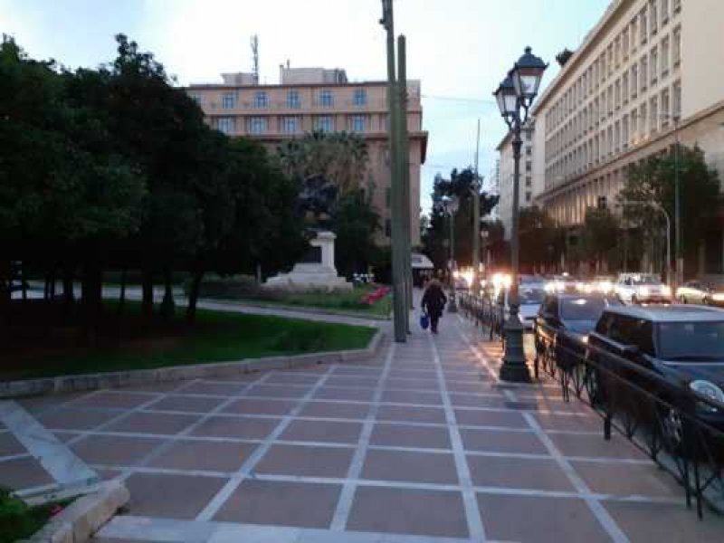 Lockdown: Όλα τα μέτρα που κλείδωσαν για την «κόκκινη» Αττική