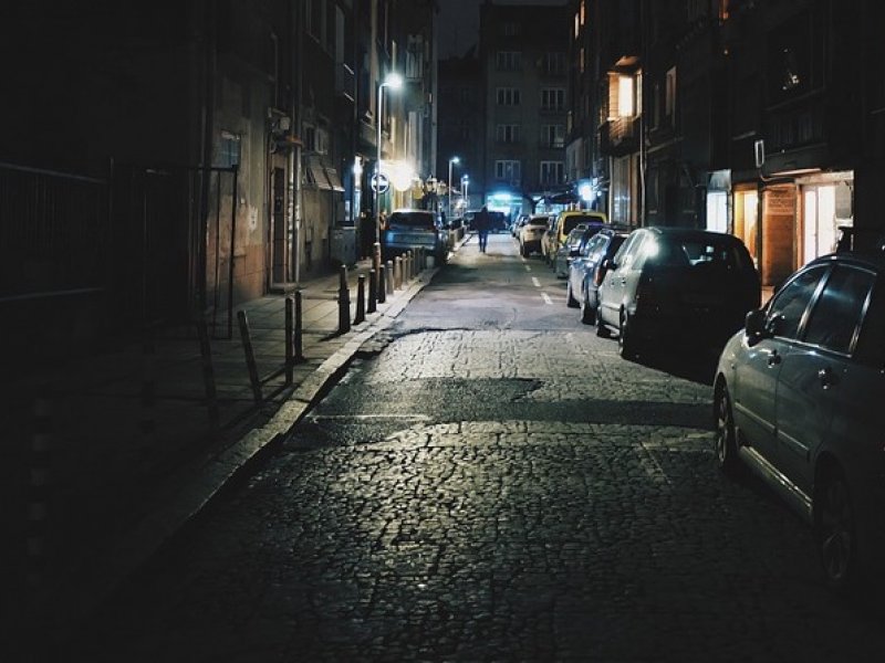 Δεν βλέπετε καλά στο σκοτάδι;