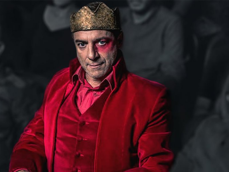 Λιγνάδης: Στο σπίτι πρώην υπουργού βρίσκεται ο γνωστός σκηνοθέτης