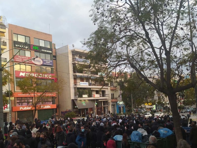 ΕΔΕ για τα επεισόδια και τις εικόνες ντροπής στη Νέα Σμύρνη