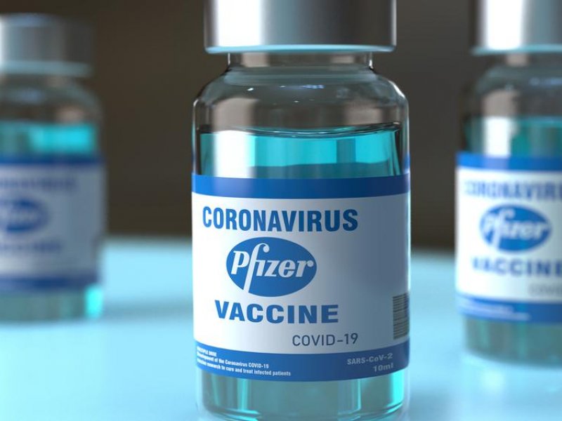 Κορονοϊός: Η Pfizer ζητά έγκριση τέταρτης δόσης εμβολιασμού για τους άνω των 65