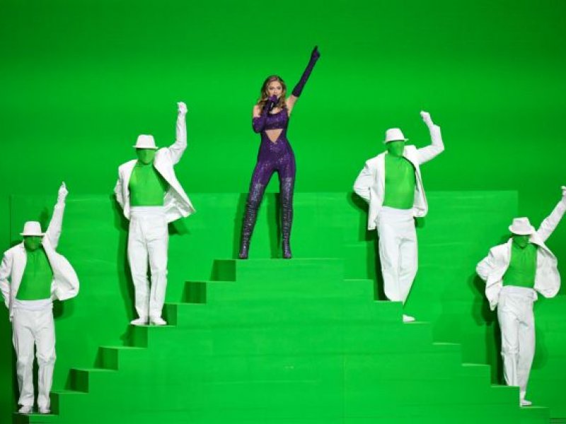 Eurovision 2021: Ξεσήκωσε το κοινό η Στεφανία με το «Last Dance»