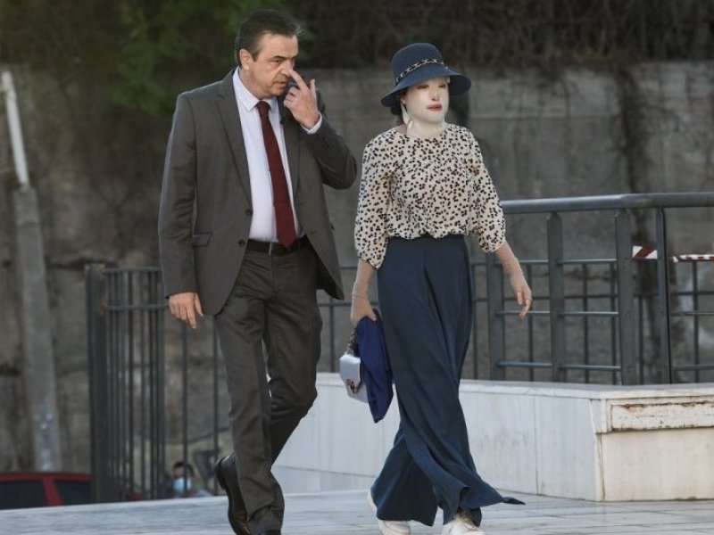 Επίθεση με βιτριόλι: Στο δικαστήριο η Ιωάννα και η Έφη - Με τις καταθέσεις των γιατρών συνεχίζεται η δίκη