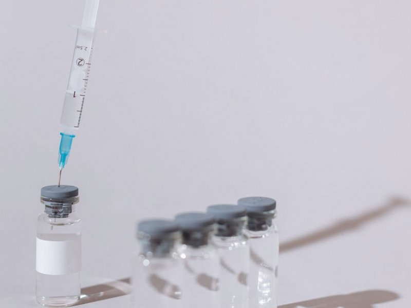 10.000 ραντεβού εμβολιασμού από πολίτες άνω των 60 μετά τις ανακοινώσεις Mητσοτάκη