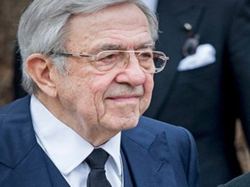 Θετικός στον κορονοϊό ο τέως Βασιλιάς Κωνσταντίνος - Νοσηλεύεται στο Αττικό Νοσοκομείο