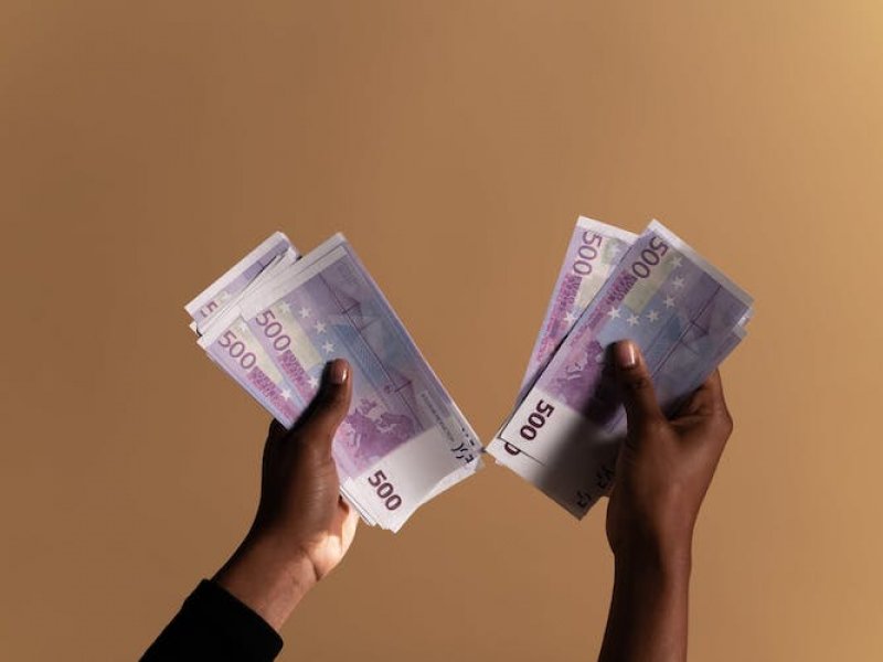Νέες φορολοταρίες με έπαθλα από 1.000 έως 100.000 ευρώ