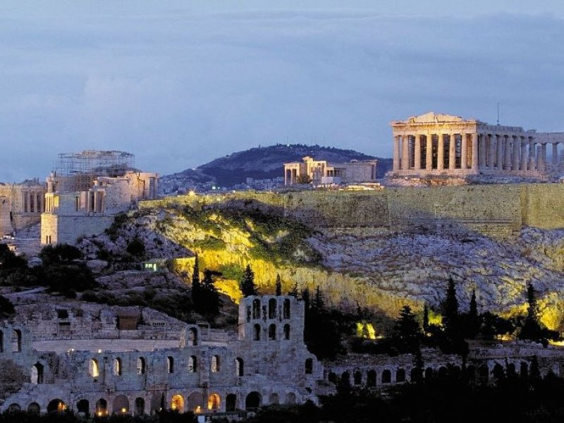 Ο καιρός σήμερα Κυριακή: «Άνοιξη» και ελαφριά συννεφιά - Πού θα βρέξει