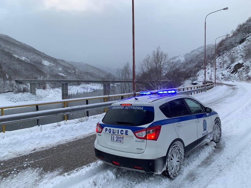 Κακοκαιρία «Ελπίς»: Προβλήματα σε όλη τη Στερεά Ελλάδα - Αλυσίδες σε πολλούς νομούς - Μέτρα ρύθμισης της κυκλοφορίας από την Αστυνομίας