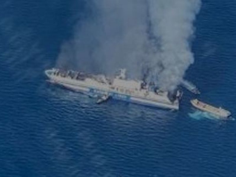 Φωτιά στο Euroferry Olympia: Στους 600 βαθμούςη θερμοκρασία - Τρεις Έλληνες μεταξύ των 12 αγνοουμένων