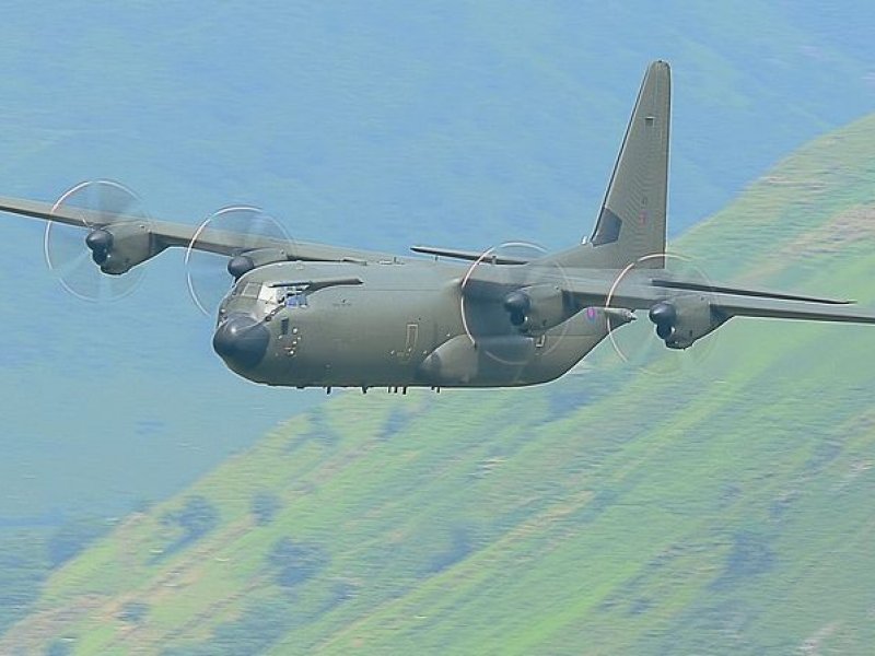 Η Ελλάδα στέλνει στην Ουκρανία C-130 με αντιαρματικά όπλα, τυφέκια καλάσνικοφ και πυρομαχικά!