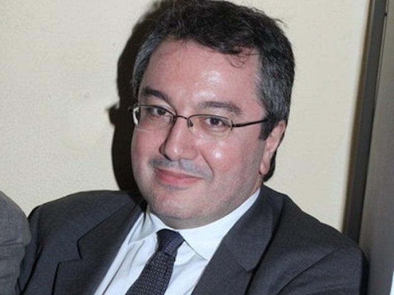 Κορονοϊός - Μόσιαλος: «Οι άνω των 60 και οι ευάλωτοι, να φοράνε μάσκα» (Βίντεο)