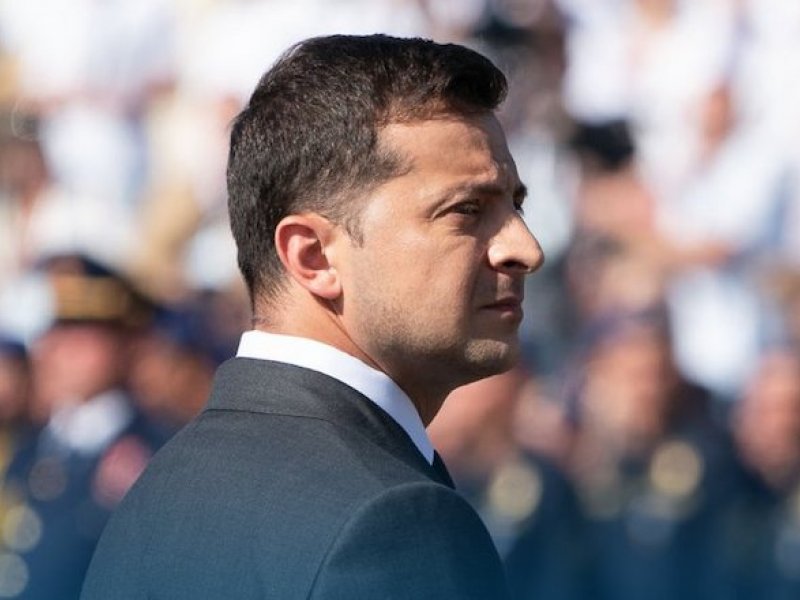 Ουκρανία: Ο Ζελένσκι διαβεβαιώνει πως οι εταίροι του στέλνουν όπλα