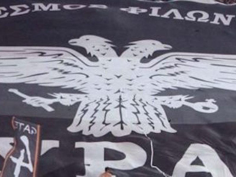 Ομόνοια: Έφοδος της ΕΛΑΣ σε σύνδεσμο του ΠΑΟΚ - Πληροφορίες και για εφόδους σε άλλους συνδέσμους