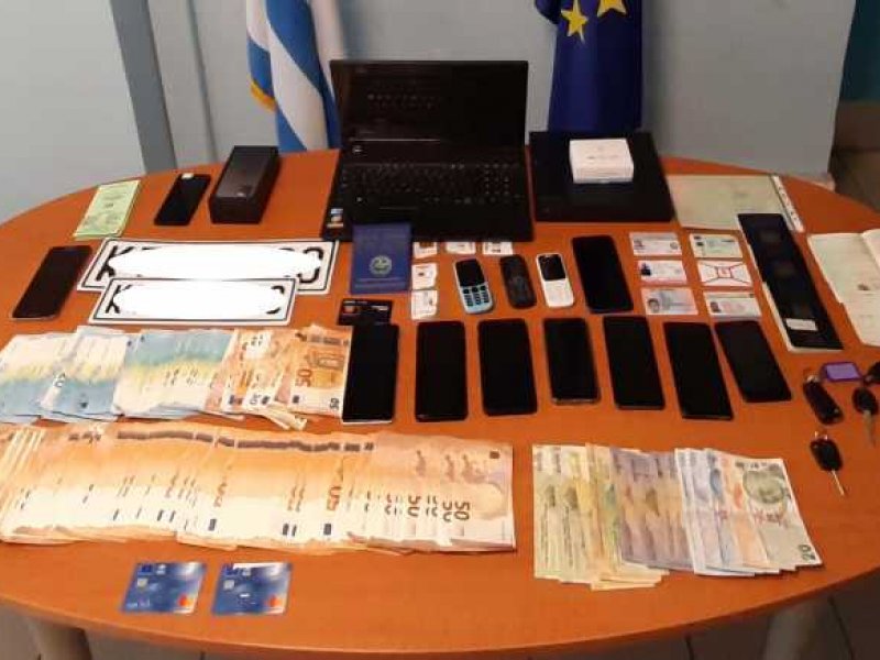 Μακεδονία:Στην «τσιμπίδα» της Αστυνομίας συμμορία που διακινούσε λαθρομετανάστες