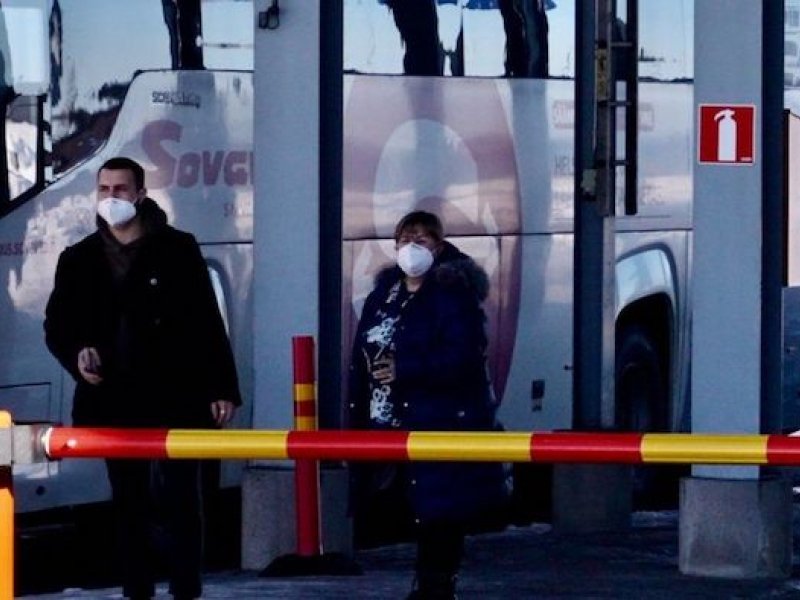 Πόλεμος στην Ουκρανία: Οι Ρώσοι φεύγουν από τη Ρωσία για τη Φινλανδία