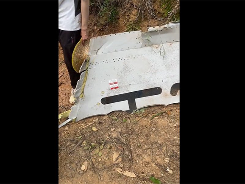 Συντριβή αεροσκάφους Boeing 737 με 133 επιβαίνοντες στην Κίνα (Βίντεο)