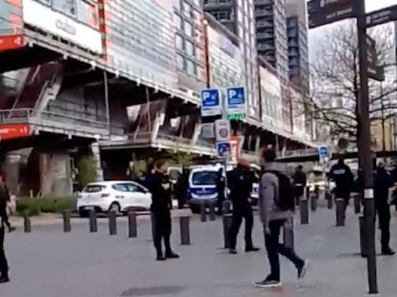 Λήξη συναγερμού στη Λιλ: 7χρονος μπόμπιρας ο … ένοπλος με το καλάνισκοφ !