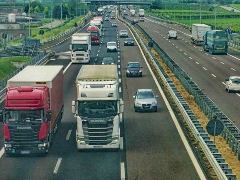 Ανοικτή και πάλι για τα φορτηγά η Εθνική Οδός Αθηνών - Λαμίας