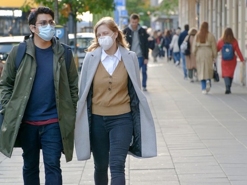 Κορονοϊός: 5.673 νέα κρούσματα, 50 θάνατοι και 313 διασωληνωμένοι